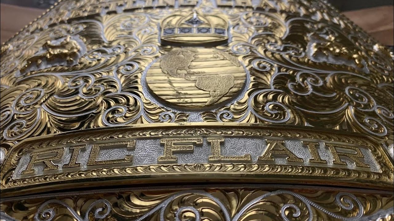 Conrad Thompson Unveils the C4 Authentic Big Gold at Starcast V!!!