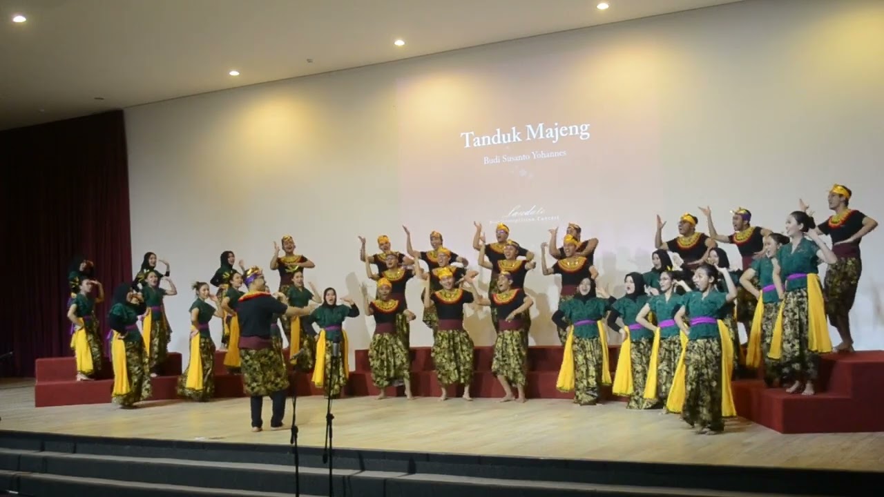 TANDUK MAJENG (Budi Susanto Yohanes)