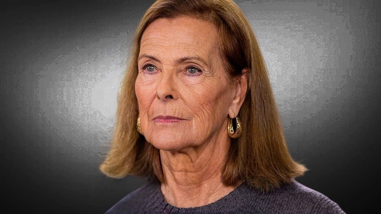 À 68 Ans, Carole Bouquet Admet ENFIN Ce Que Nous Soupçonnions Tous