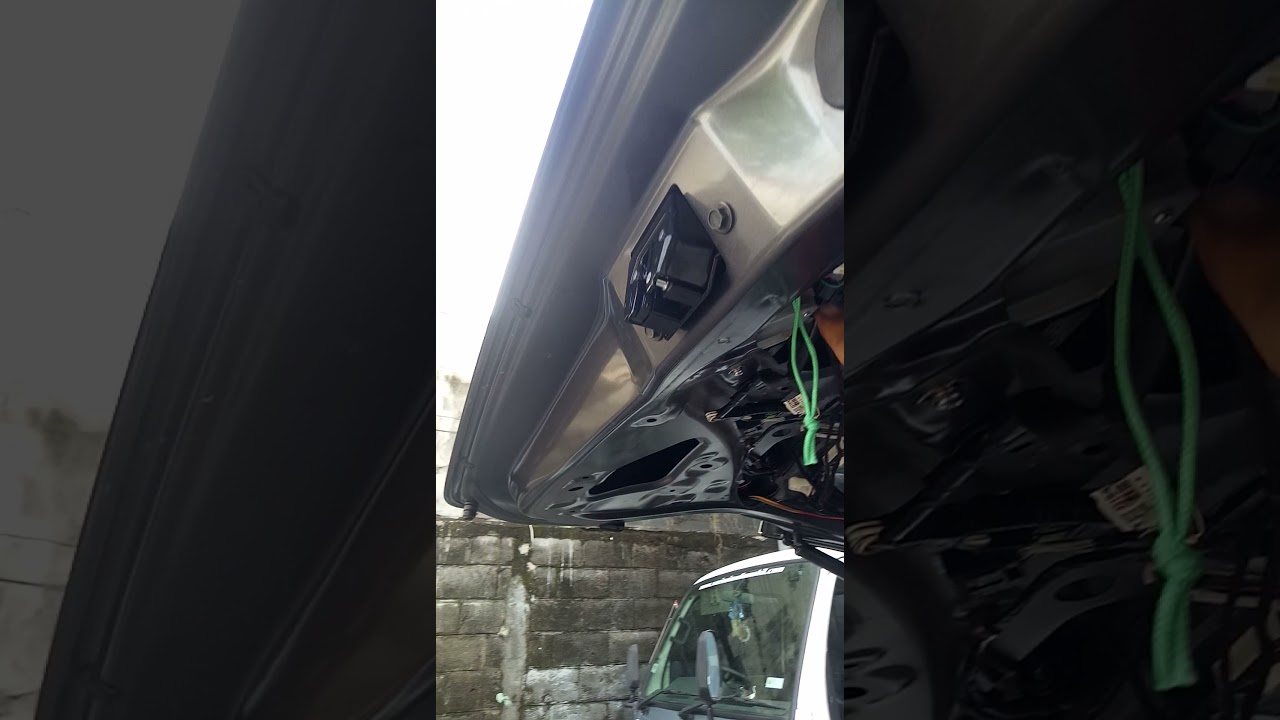 Pemasangan dan instalasi power backdoor innova G dan V surabaya 081230700677
