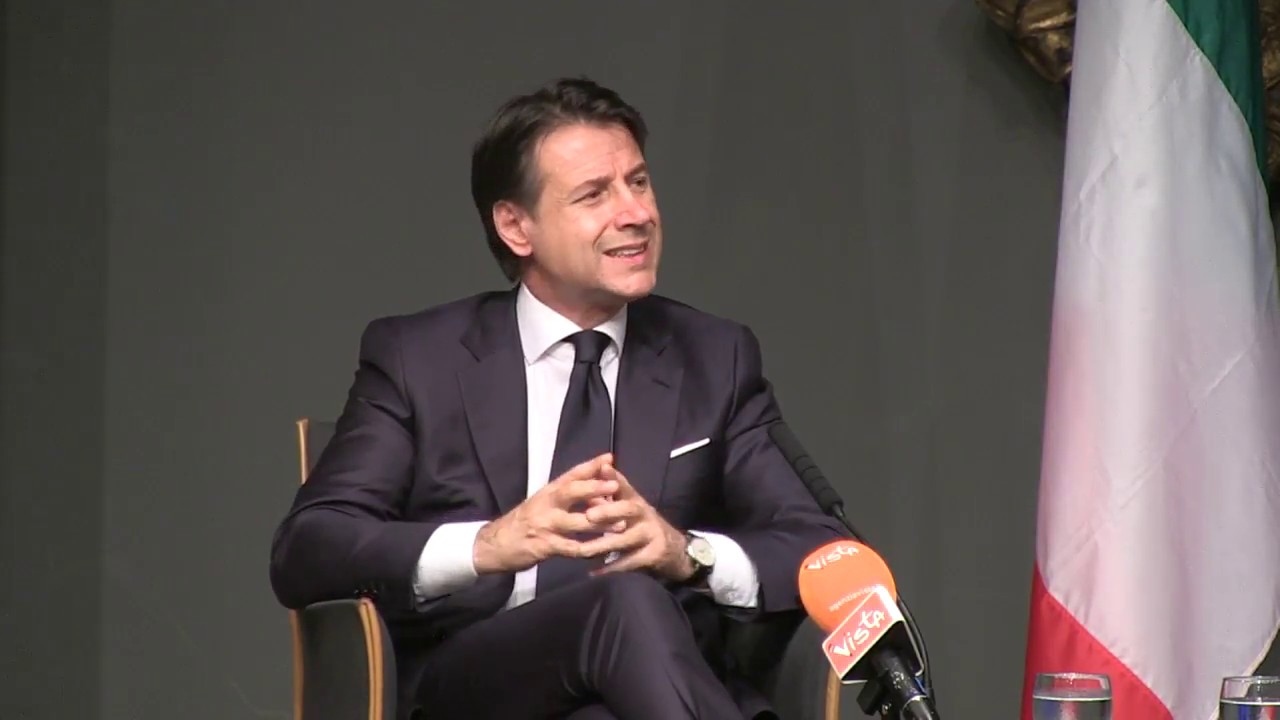 Washington, il Presidente Conte incontra la stampa italiana