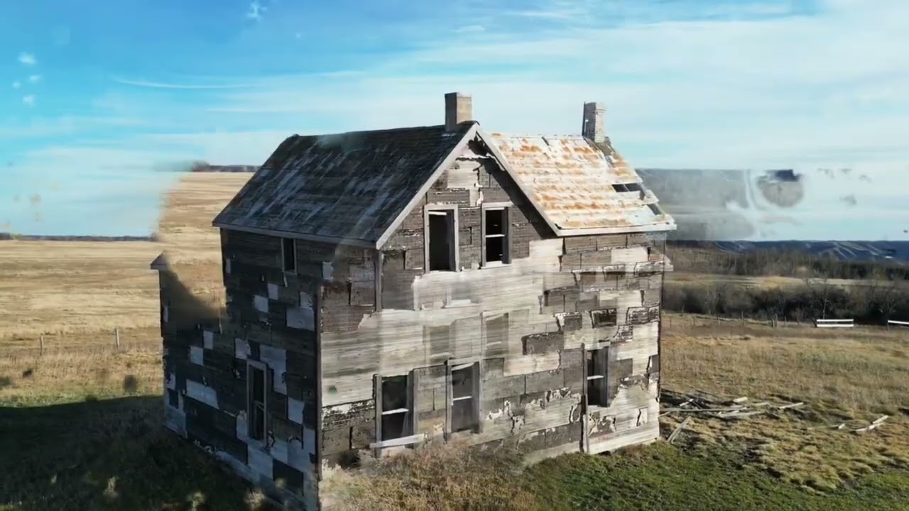 A House that once was, close to the Qu'appelle Valley and near Neudorf, Saskatchewan 