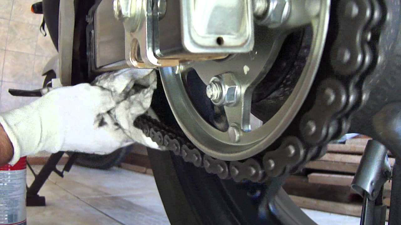 LUBRIFICANDO A CORRENTE COM ÓLEO 90 PT 2 Motorcycle Chain Maintenance