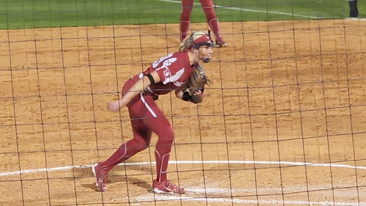 Jordy Bahl's unique pitching routine (Oklahoma and Kentucky game) (March 22nd, 2022)