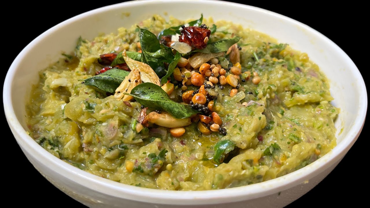 Make This Easy Green Tomato Chutney Before It's Too Late