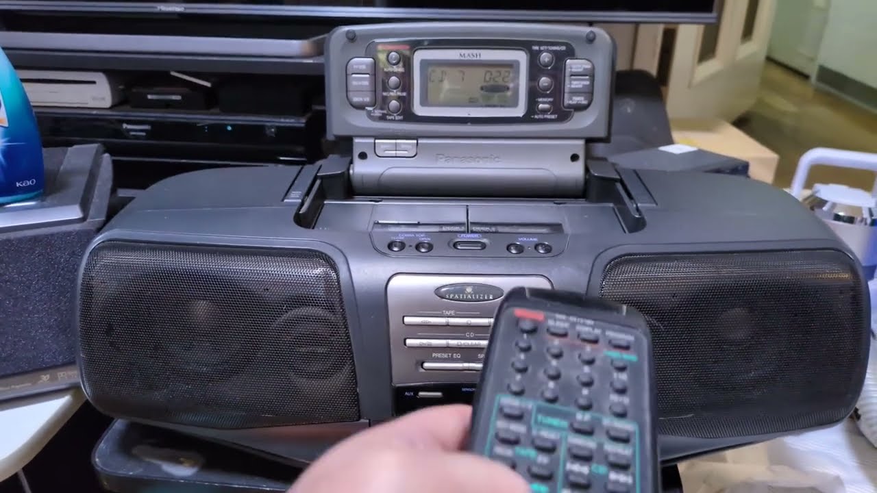 CDラジカセRX-DT07、レストアの真似事…。