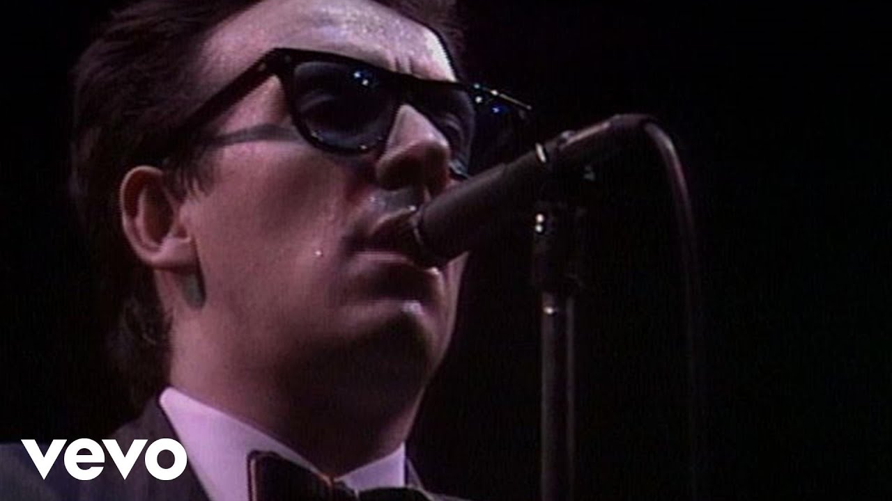 Elvis Costello & The Attractions - I'm Your Toy