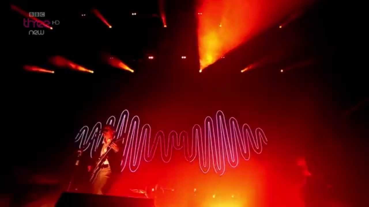 Arctic Monkeys - Don't Sit Down Couse I've Moved Your Chair Live Reading & Leeds Festival 2014 HD