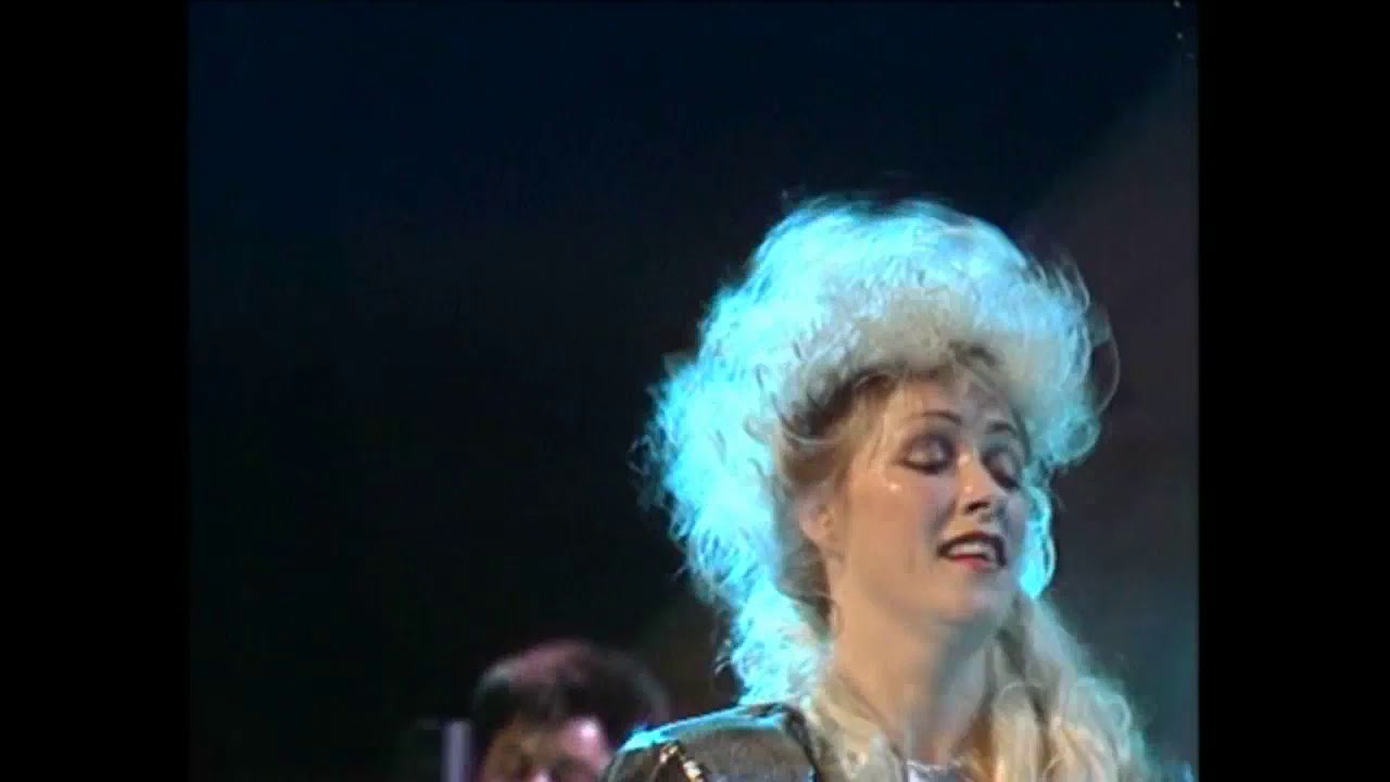 Shakatak - Watching You  -  Live in Concert
