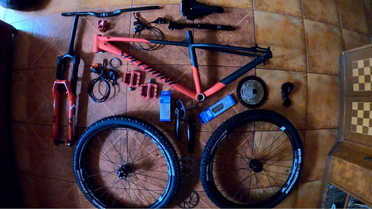 Dream Build: Speedone Destroyer Ft. Marzocchi Bomber Z1 Coil (Bike Check)