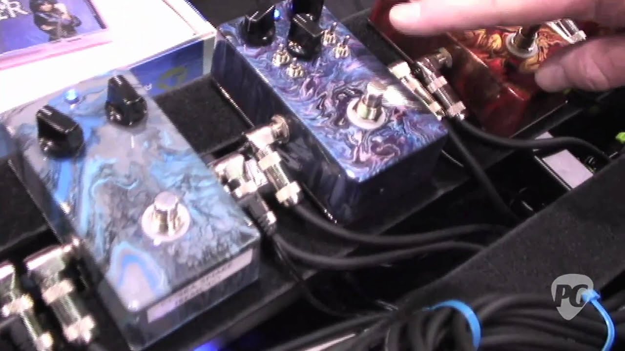 NAMM '11 - Rockbox Electronics Baby Blues Overdrive Demo