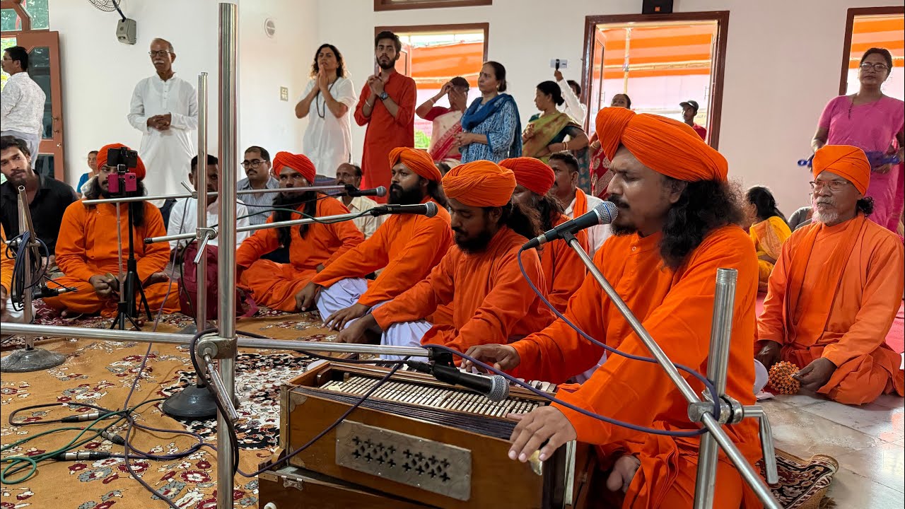 Kiirtan | Baba Nam Kevalam | Songs of New Dawn