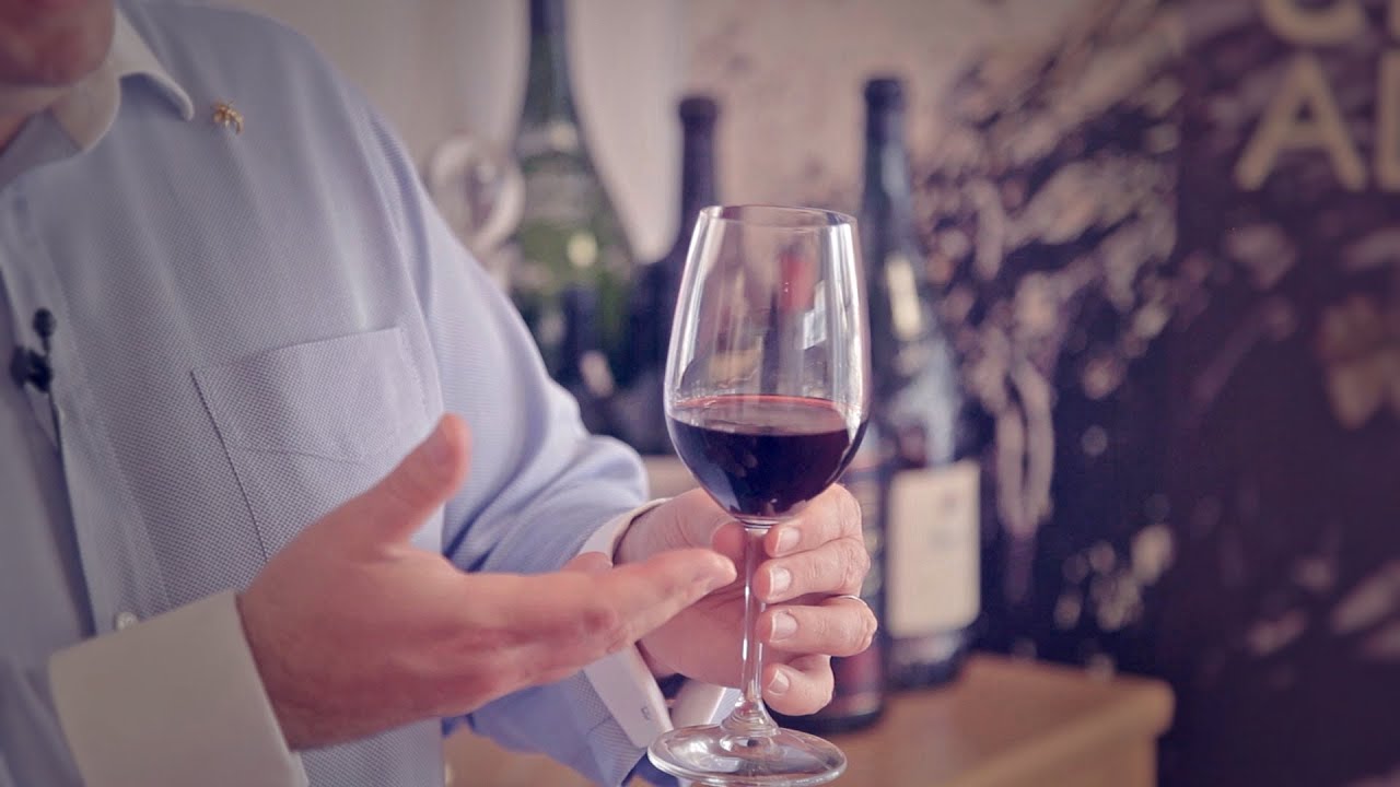 Πώς απολαμβάνουμε το κόκκινο κρασί