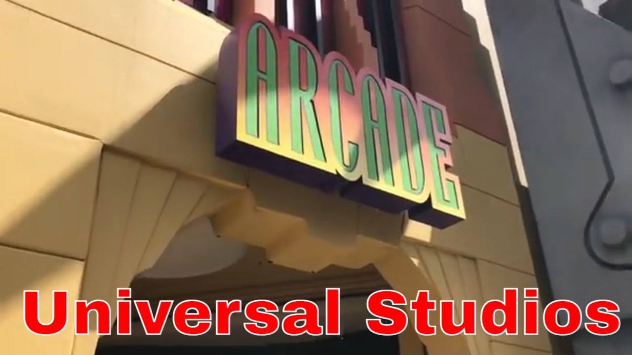 Marvel Superhero Island Arcade at Universal Studios - Ticket Circus Coin Pusher
