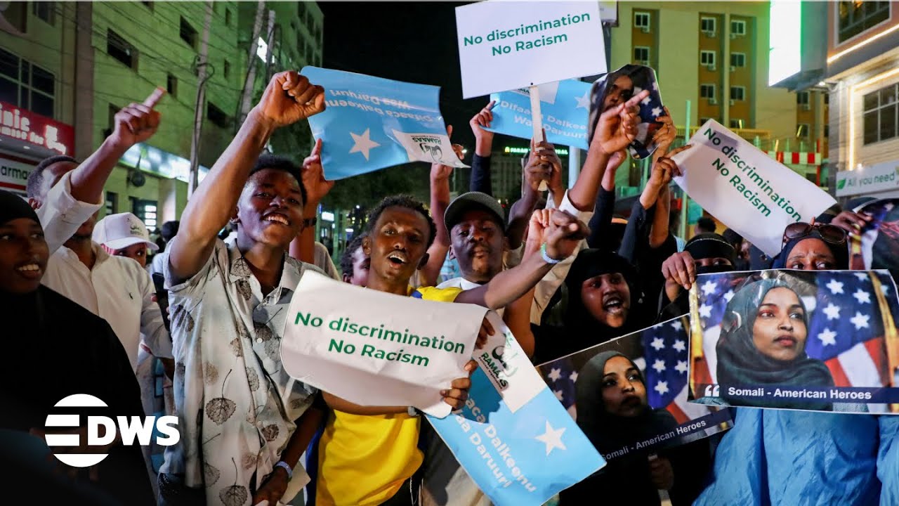 Somalia Holds Peaceful Protest in Mogadishu Against Trump&rsquo;s &ldquo;Garbage&rdquo; Remark | DWS News | AC1N
