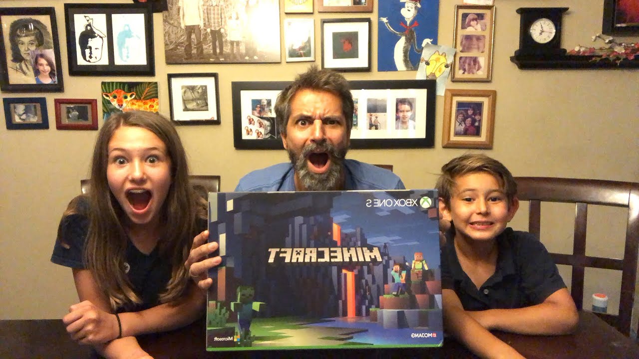 Unboxing a special edition Minecraft XBOX ONE S