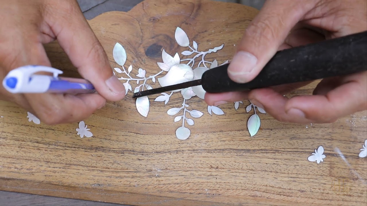 VỀ LÀNG: Nghệ thuật khảm xà cừ