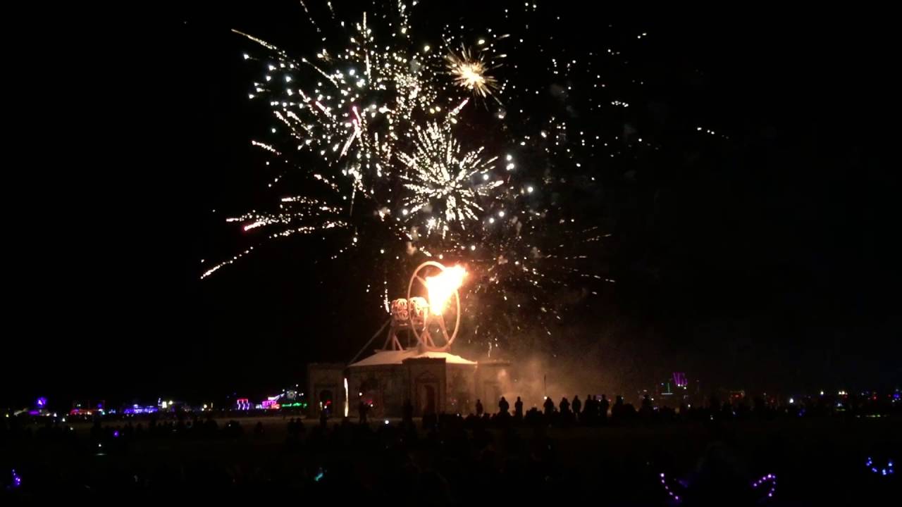 Faya Works on the Playa