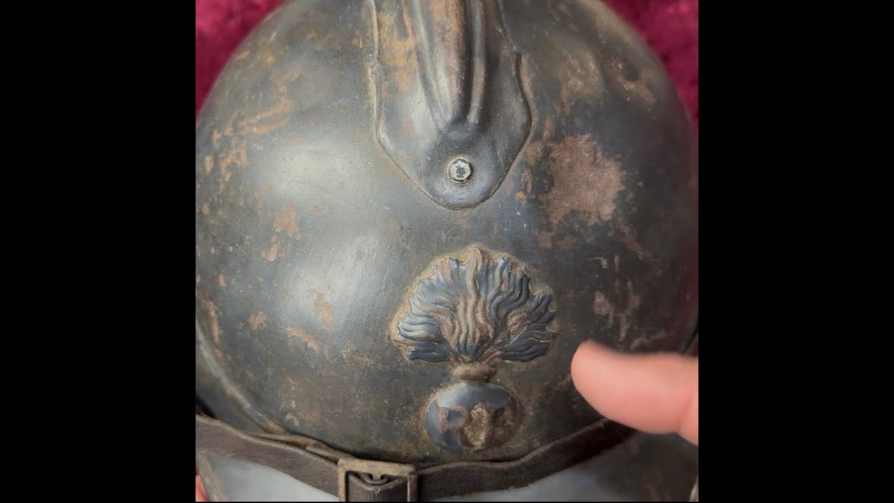 Прекрасный шлем Адриана (шлем Адриана) времен Первой мировой войны. #ww1 #militaria #antiquedealer