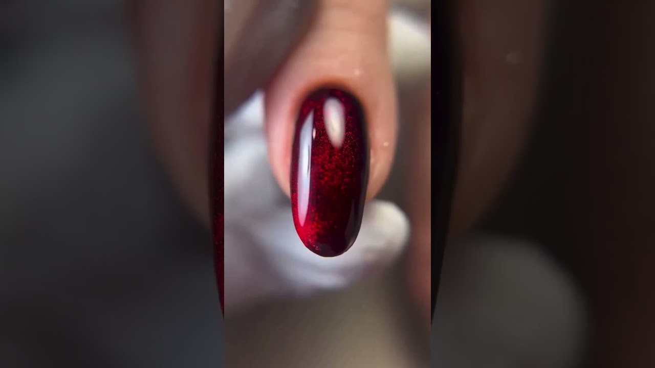 VOC&Ecirc; PRECISA FAZER ESSA UNHA - Misturinha de glitter com esmalte vermelho