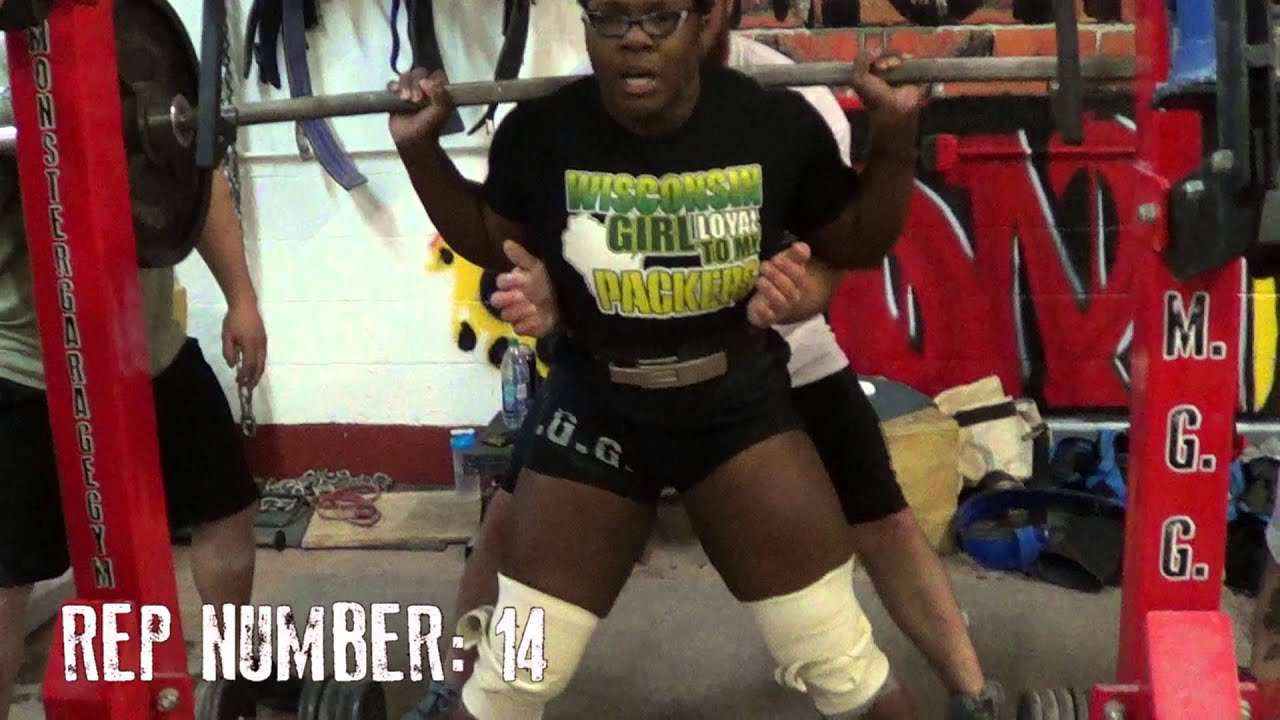 MONSTER GARAGE GYM's Crystal Tate 405LBS x 15 RAW