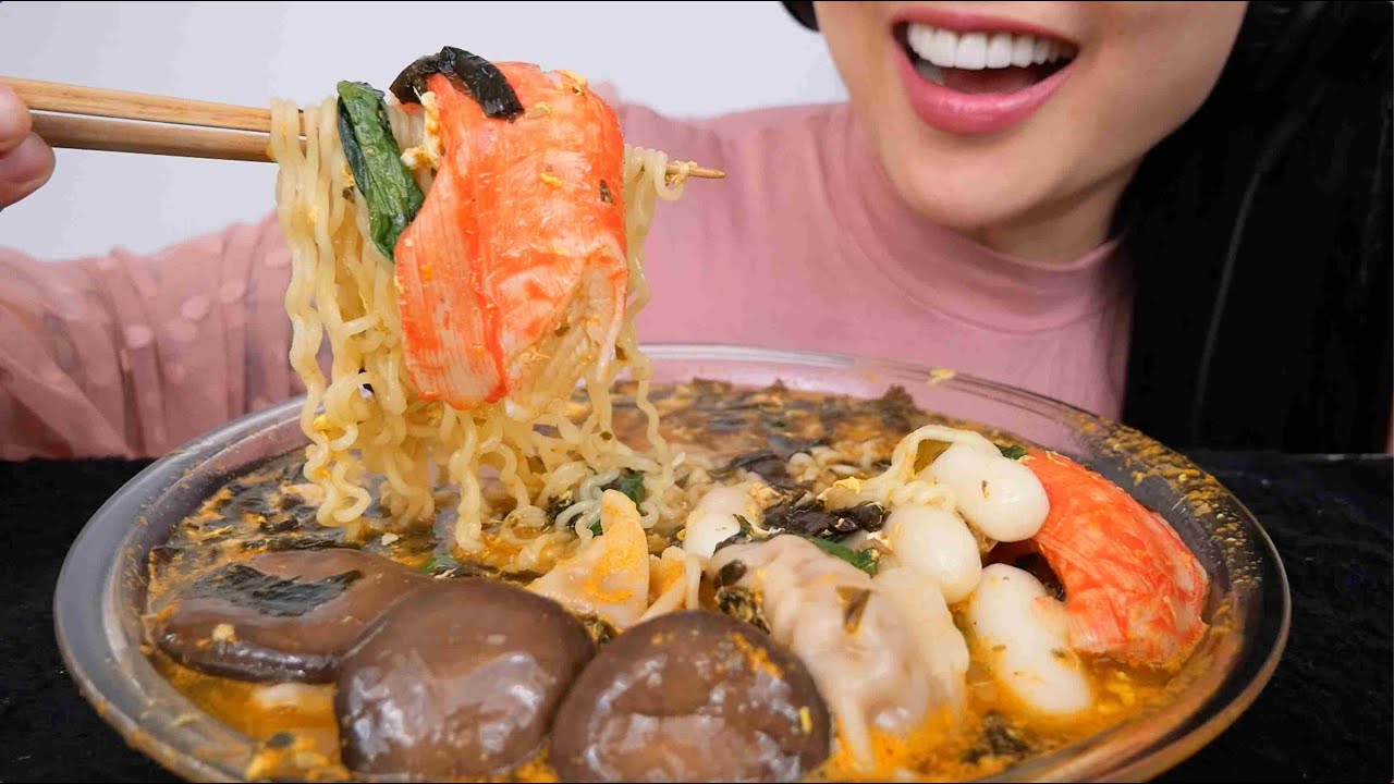 WHEN I WANT EVERYTHING IN MY SOUP (ASMR EATING SOUNDS) NO TALKING | SAS-ASMR