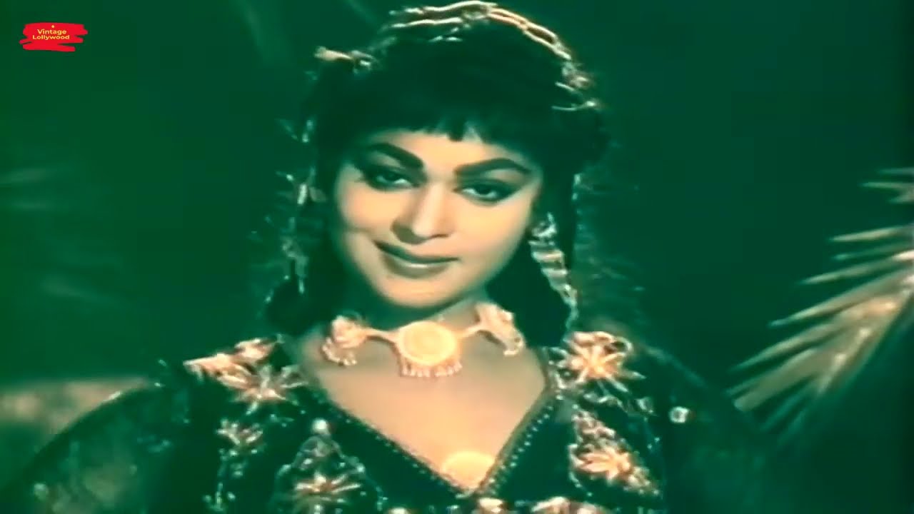 JAB SANWLI SHAM DHALAY AUR SHAMA JALAY - NASEEM BEGUM - FILM SHAHEED
