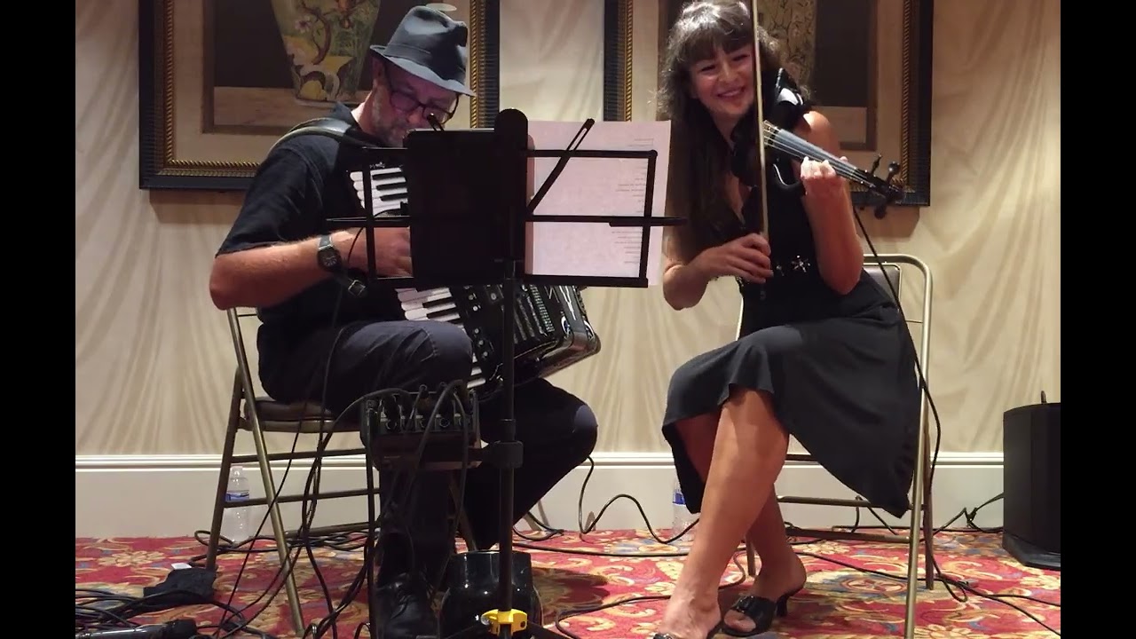 Tango “Pour Una Cabeza” by Carlos Gardel. Aija Izaks - violin. Velizar Shumanov - accordion.