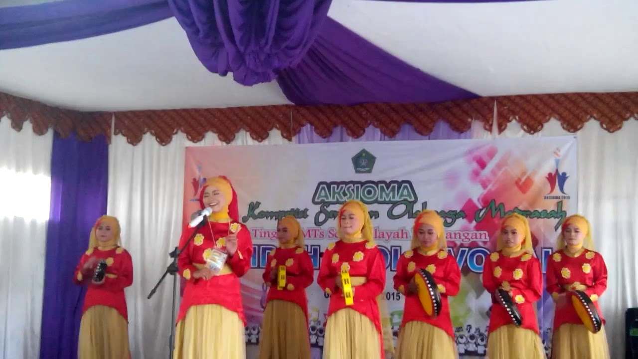 QASIDAH REBANA ( MTs ARROHMAH ) COVER  MATAHARI DUNIA