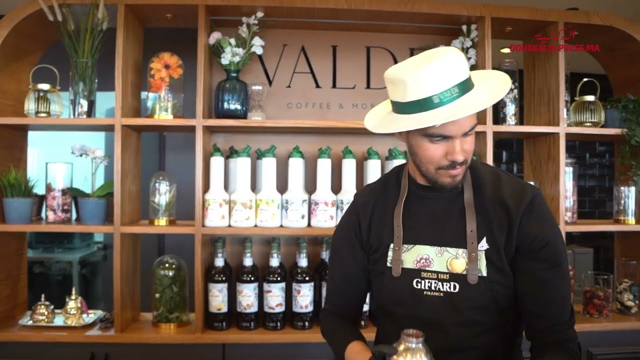 🔥 إقبال كبير على مقهى مطعم VALDI – Coffee & More بسيدي بوزيد! 🌊🍽️