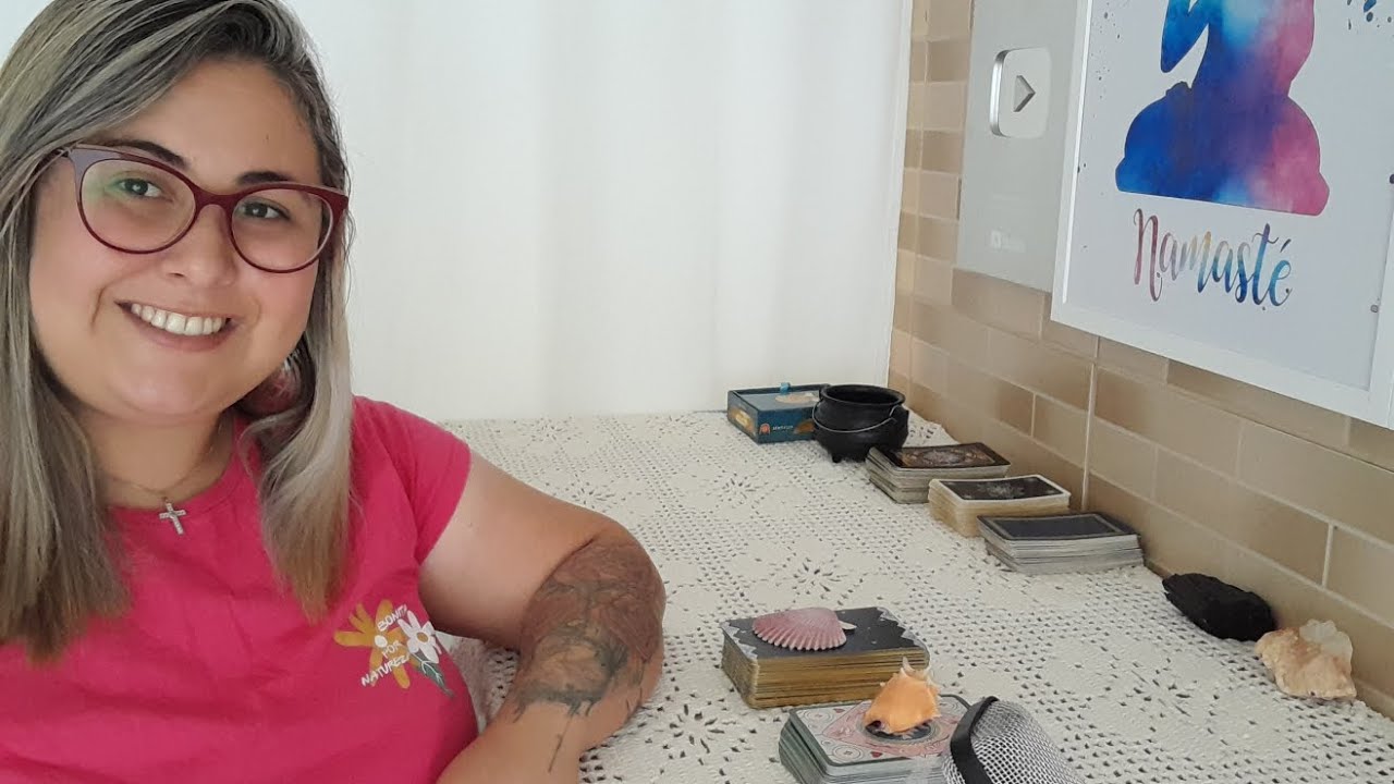 SEU SILÊNCIO ENLOUQUECE ESSA PESSOA🤭QUANDO PENSA EM VC O CORAÇÃO DISPARA💕VAI CHEGAR NA SUA PORTA!!!