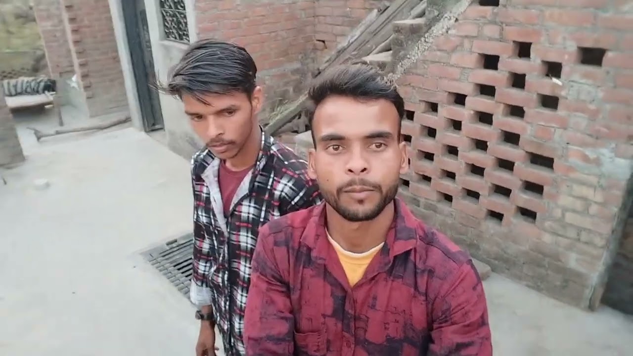 Online mangaya video banane wala stand #varshachoudhariofficial #viralvideo #subscribe #channel 