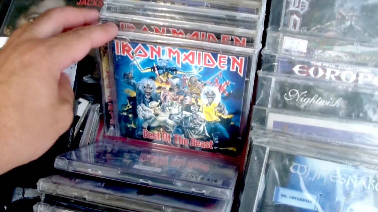 CAÇANDO CDs e LPs DE ROCK / HEAVY METAL NA FEIRA DA PRAÇA XV NO RIO DE JANEIRO