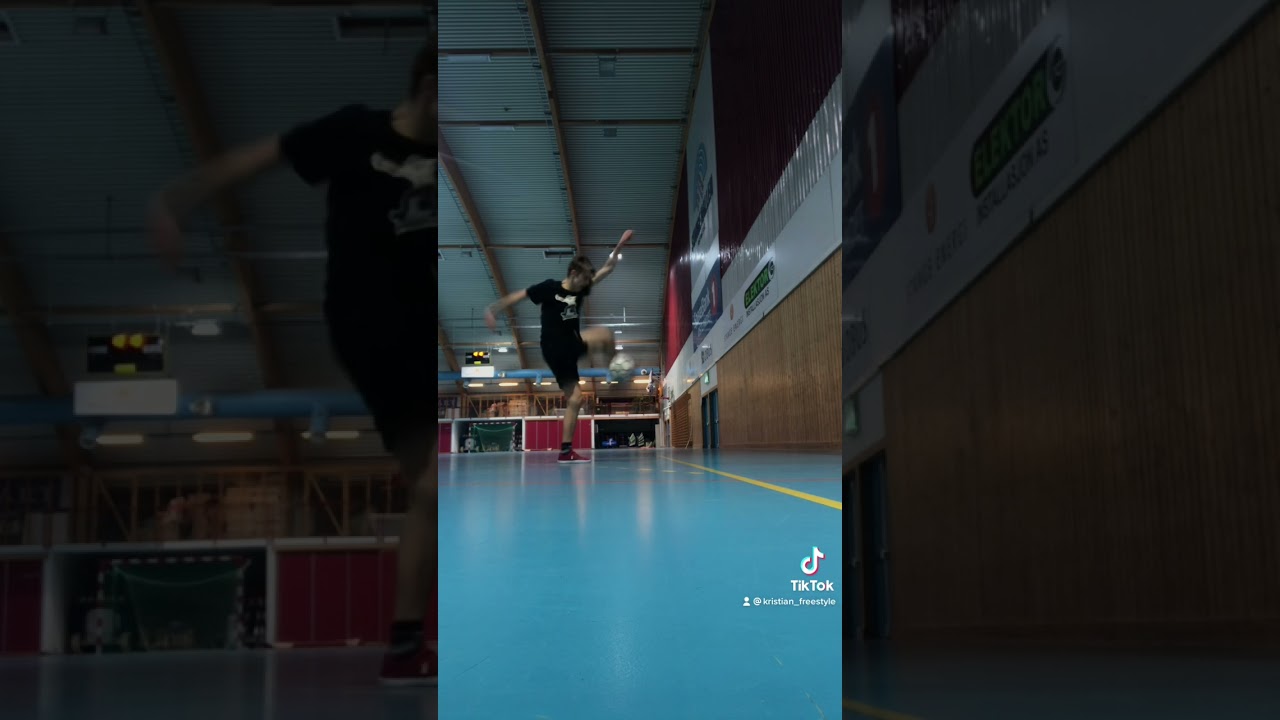 Freestyle Football New combos 🔥 #freestylefootball #iamafreestyler
