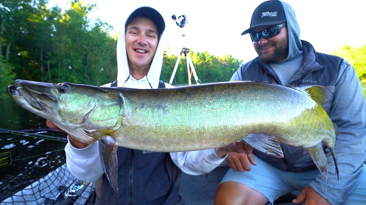 SUMMERTIME RIVER MUSKY FLOAT!!