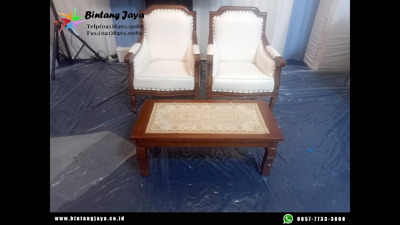Sewa Arm Chair Kayu Premium untuk Event Indoor & Outdoor Jakarta