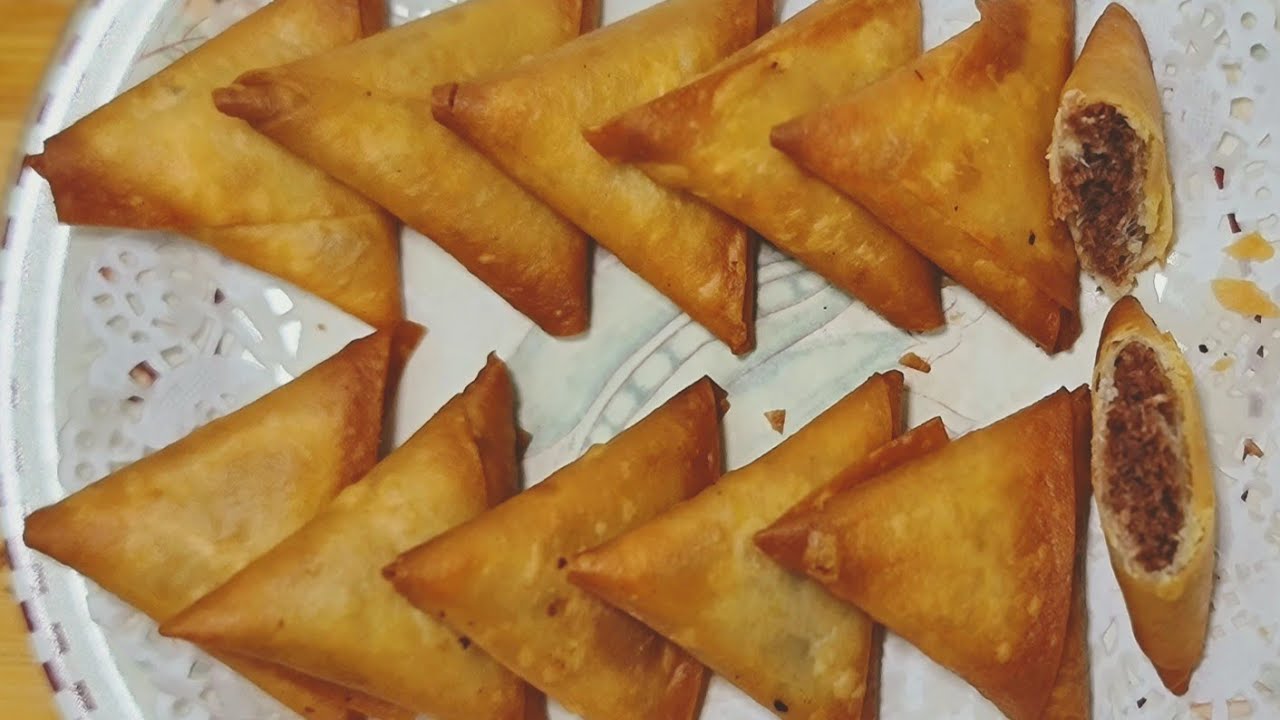 Chocolate samosa, indian sweet samosa recipe @SYMUNSKITCHEN