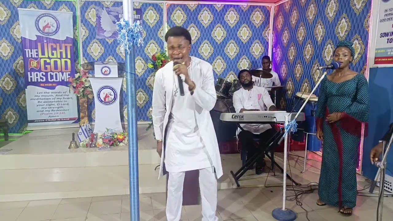 Evang Solomon Asuquo cmwise (praise section)