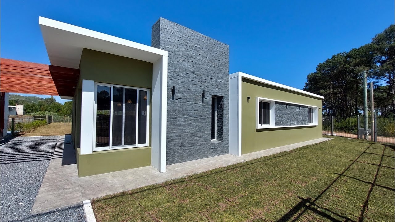 Casa a estrenar en venta. Piriápolis, Los Ángeles. 3 Dormitorios. 2 Baños.