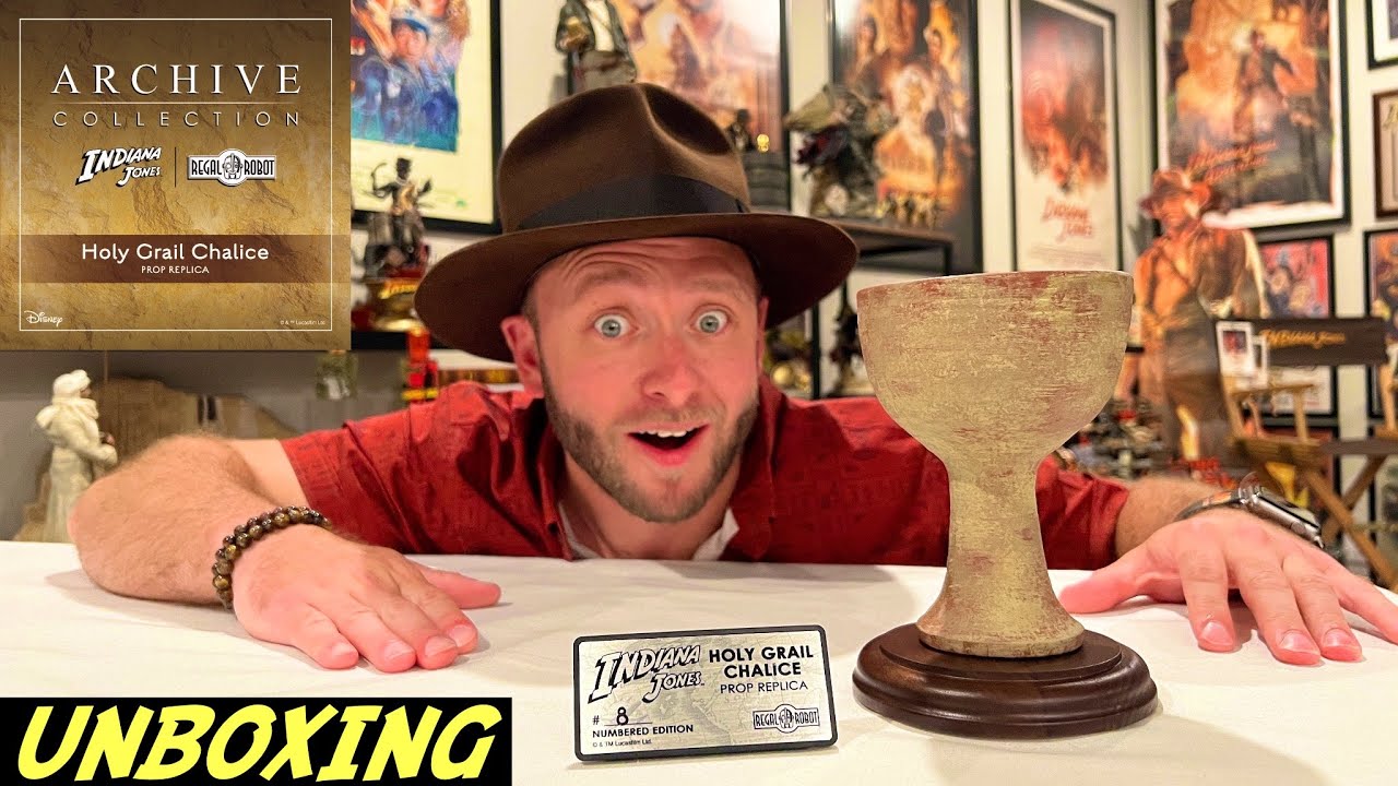 UNBOXING | EXCLUSIVE LOOK Regal Robot Holy Grail Chalice Prop Replica #indianajones #unboxing