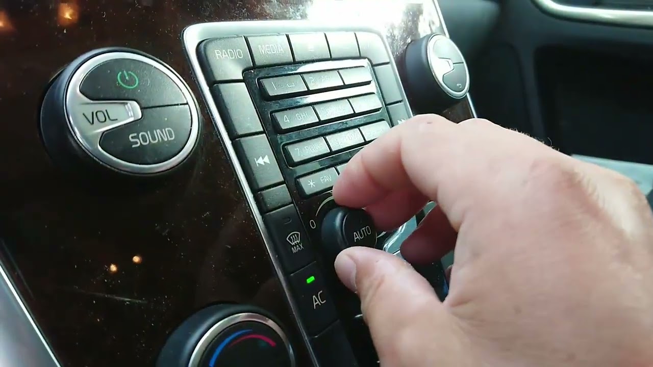 2013 Volvo XC60 Blower Motor Control Module Repair