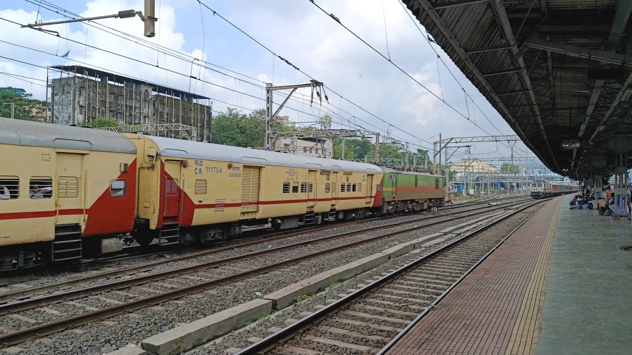 01025 DADAR BALLIA SPECIAL SKIPPING THANE & CROSSING 12164 MGR CHENNAI LTT EXPRESS  | CR
