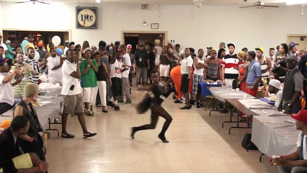 BQ VOGUE FEM @ INFERNO BALL 2012 CLIP 1 10'S