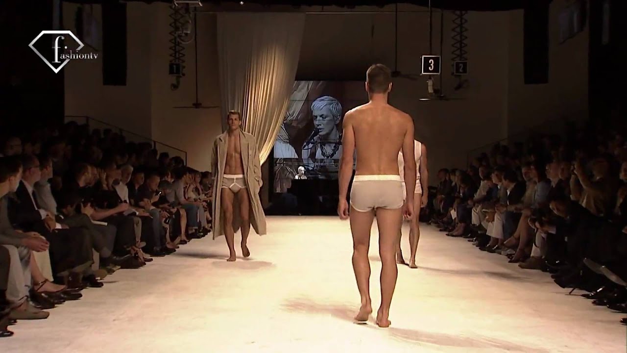 fashiontv | FTV.com - MILAN MEN FW S/S 2011 - DOLCE & GABBANA - SHOW