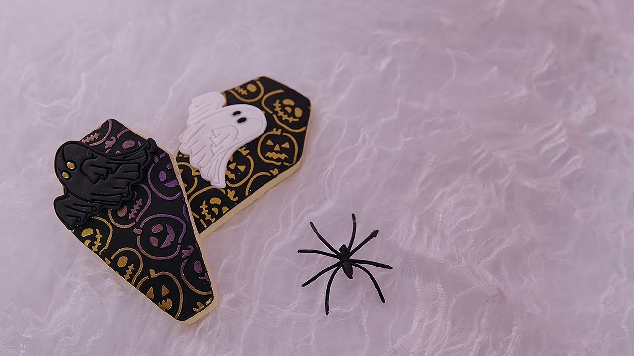 Halloween Coffin Cookies (Fondant Icing & Stencil Tutorial)