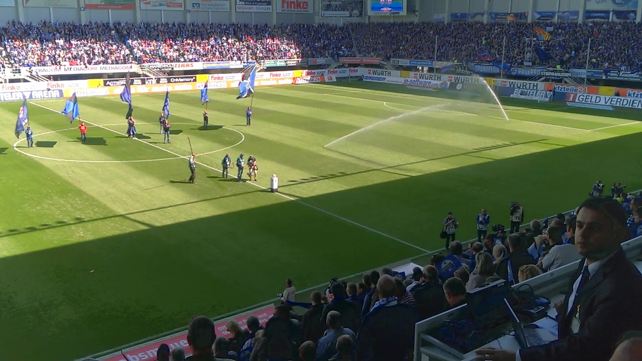 SC Paderborn - Helden geben nie auf - Vereinshymne Live im Stadion