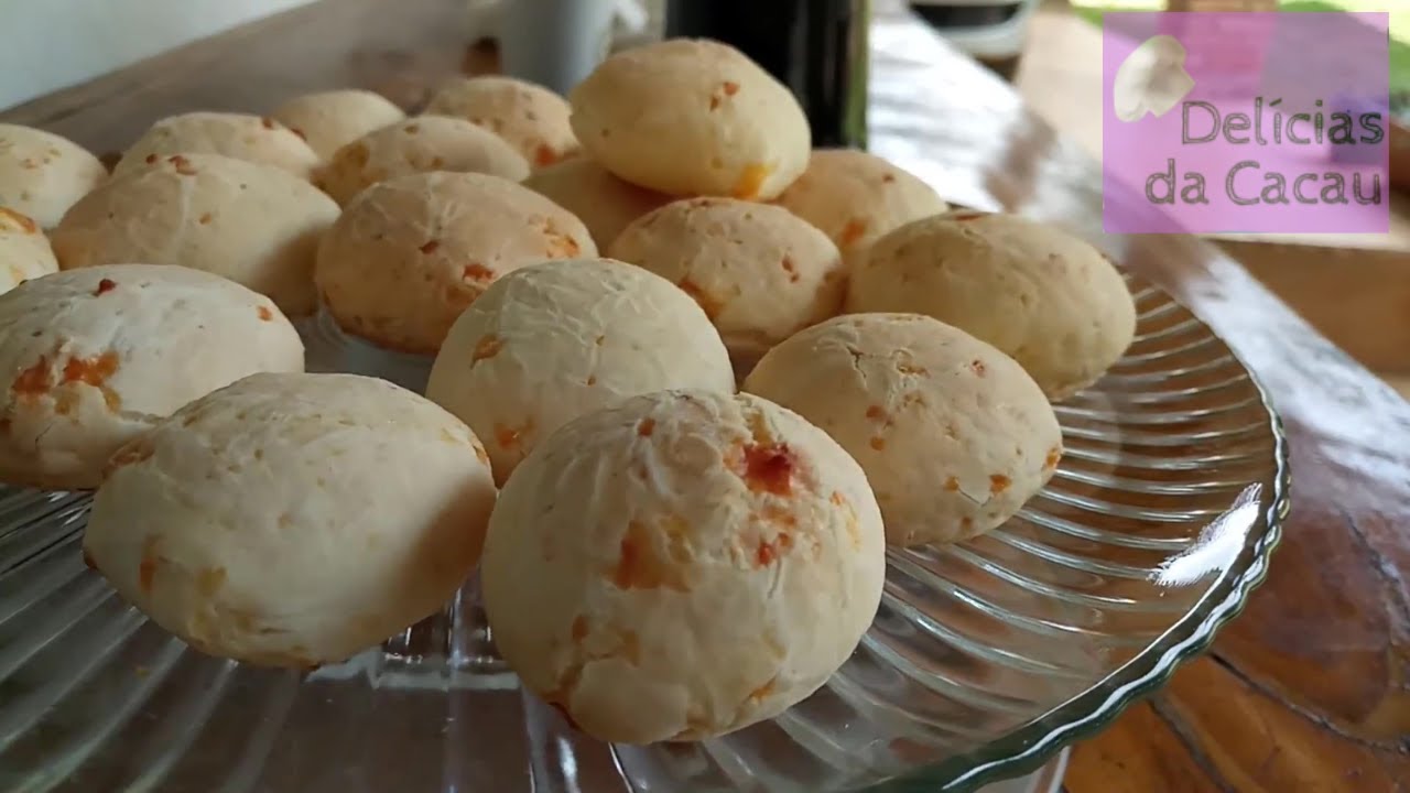 Pão de queijo com creme de leite😋😋