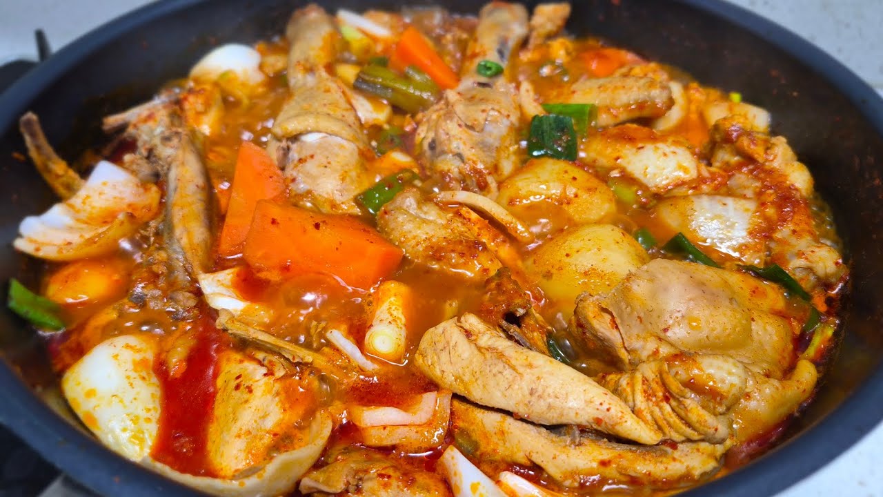 토종닭 닭도리탕 쫄깃쫄깃 구수하고 시원한 맛 조미료가 필요없어요/토종닭 닭볶음탕