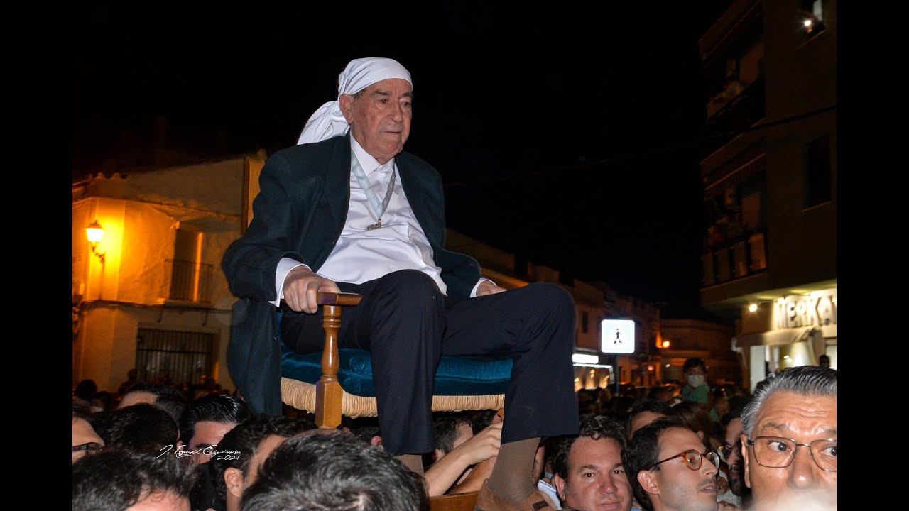 LORA DEL RÍO - Salida del Viejo pidiendo la venida de la Virgen de Setefilla a su pueblo.