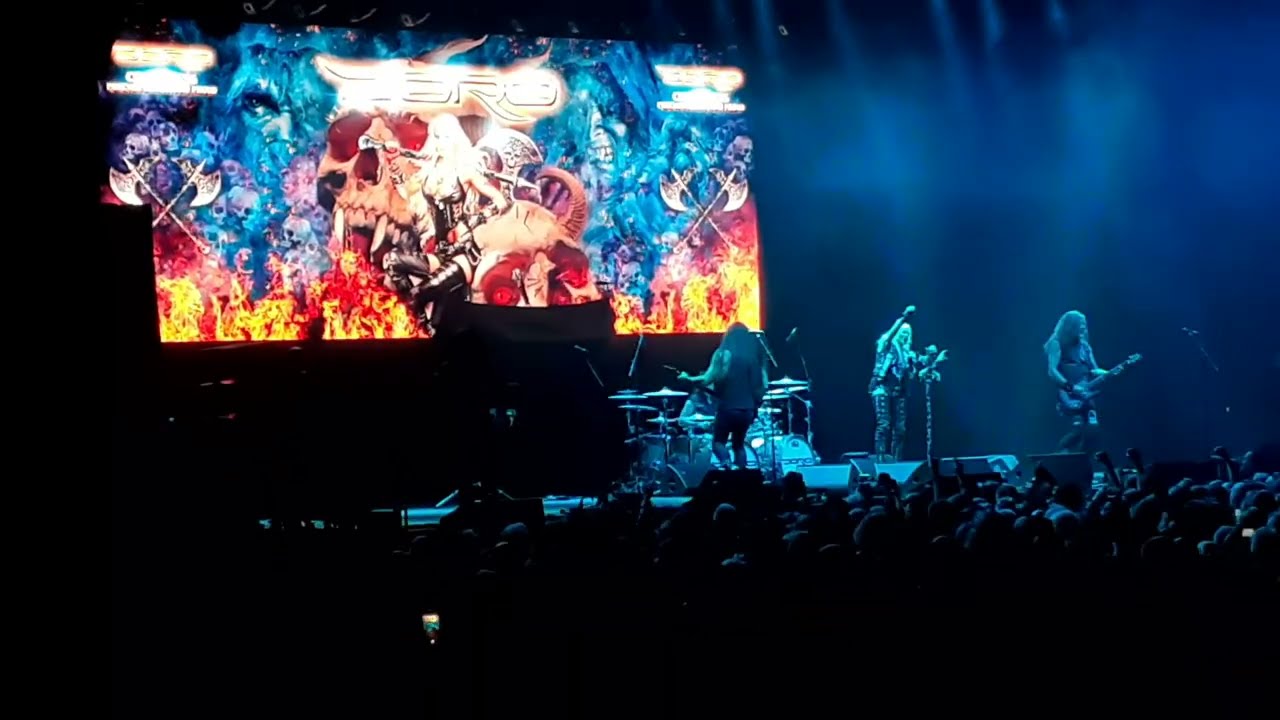 DORO - Fight for rock (Live 2/10/2024 - Zenith - Paris, FRANCE)
